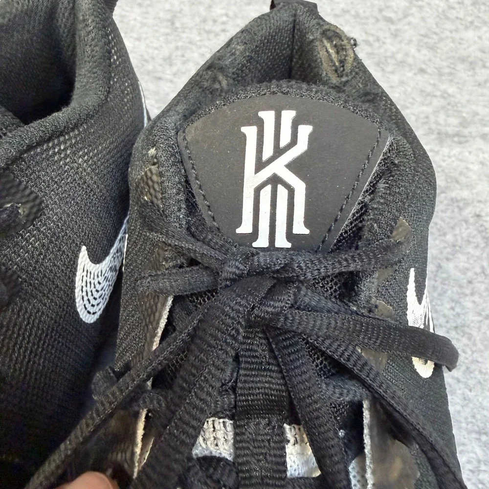 Nike Kyrie Flytrap 4 Basketball Shoes Mens Black White CT1972-001 Sneakers *READ